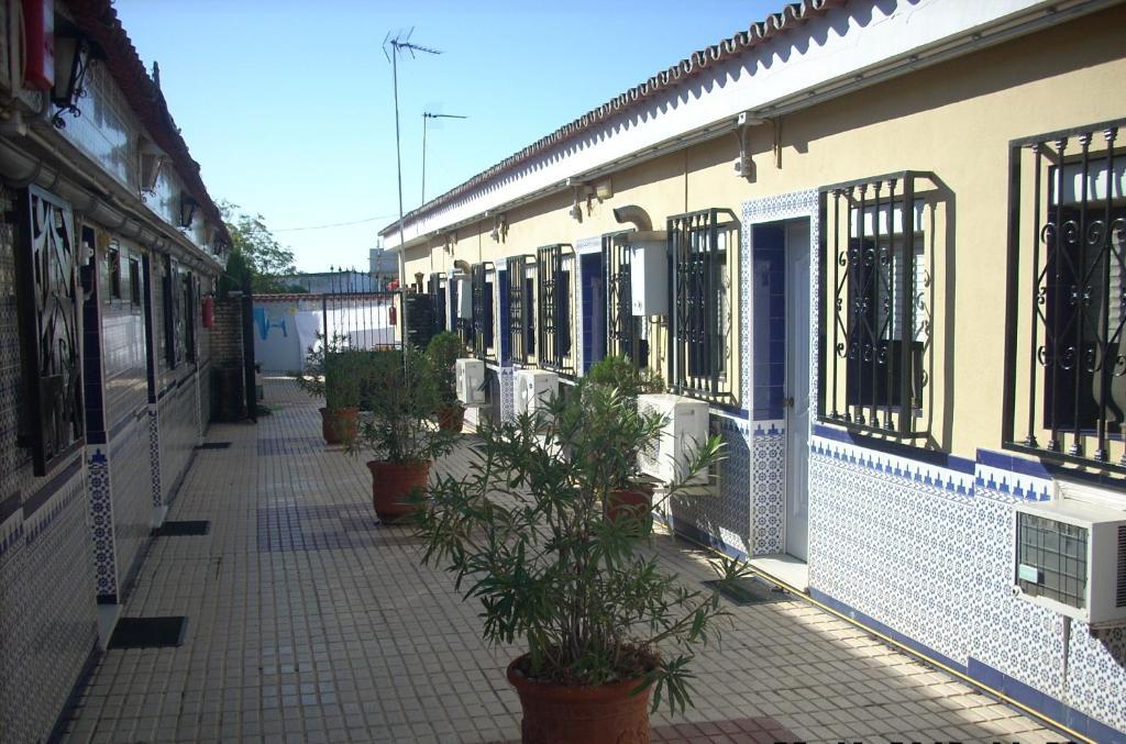 Hostal Don Diego San Juan Del Puerto Luaran gambar