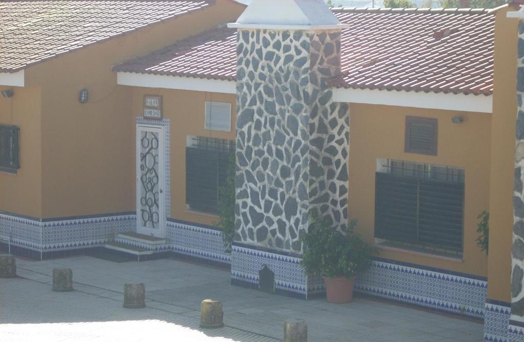 Hostal Don Diego San Juan Del Puerto Luaran gambar