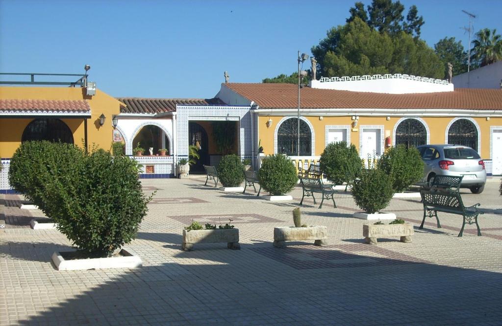 Hostal Don Diego San Juan Del Puerto Luaran gambar