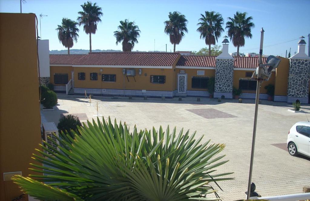 Hostal Don Diego San Juan Del Puerto Luaran gambar