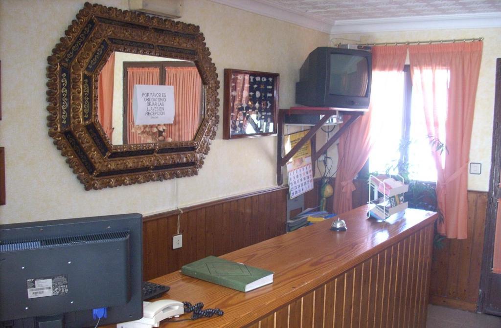 Hostal Don Diego San Juan Del Puerto Luaran gambar