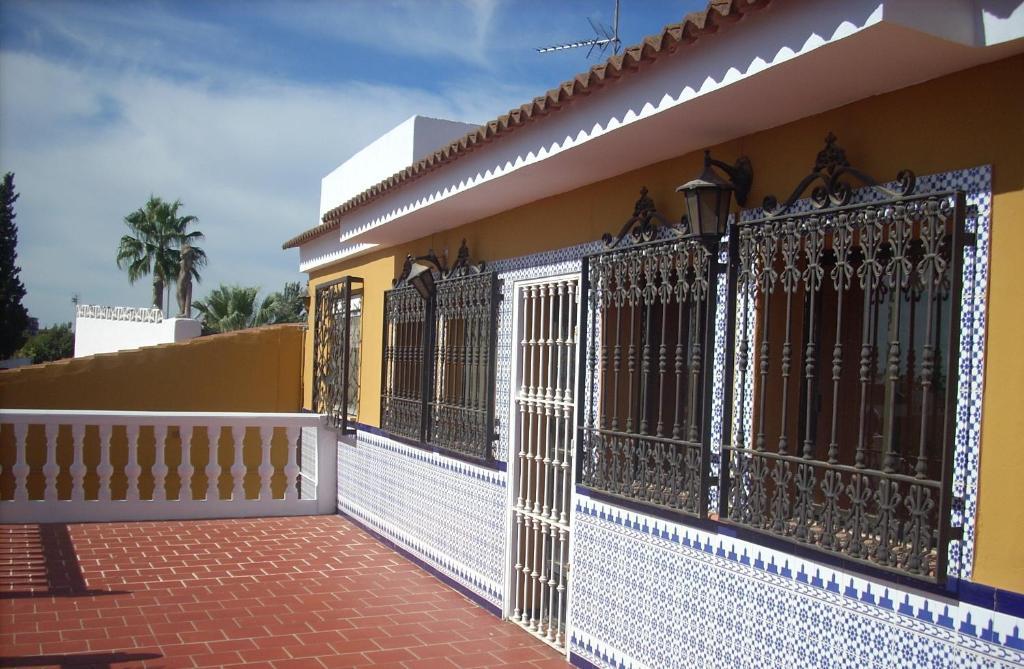 Hostal Don Diego San Juan Del Puerto Luaran gambar
